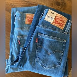 Lot of 2 Levi’s 726, one new with tags, other used